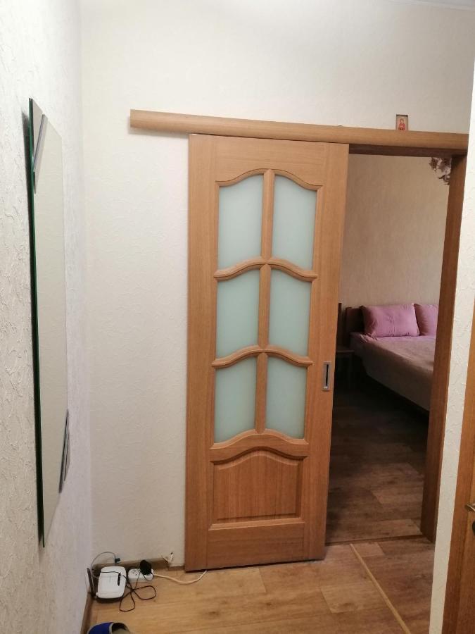 Уютная Квартира На Лётной 6 Chernihiv Exterior foto