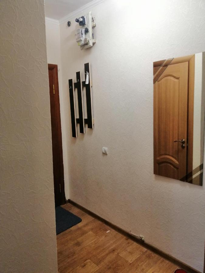 Уютная Квартира На Лётной 6 Chernihiv Exterior foto
