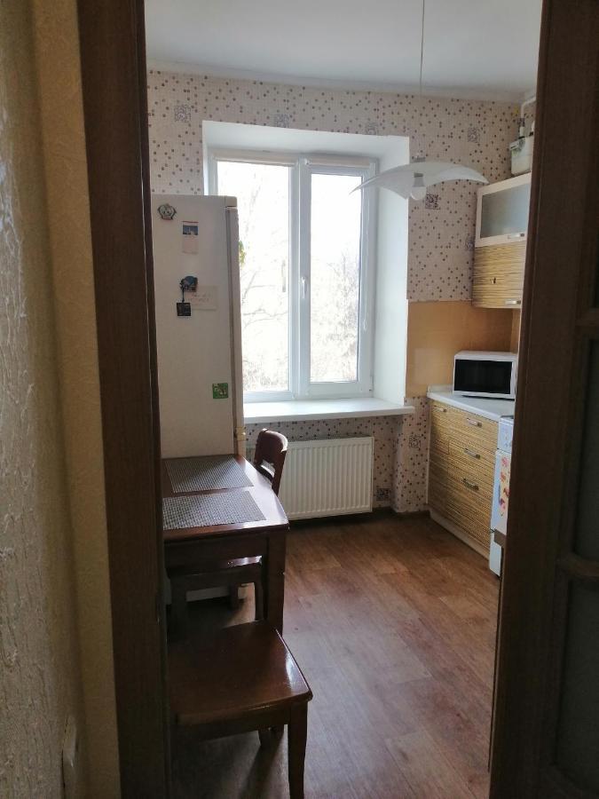 Уютная Квартира На Лётной 6 Chernihiv Exterior foto